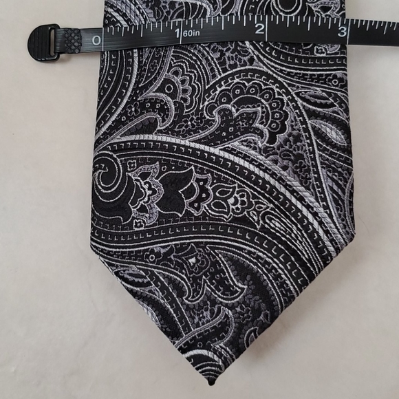 NWT Michael Michael Kors Black Stately Paisley Tie - Picture 5 of 6
